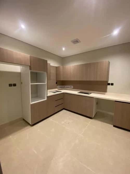 5 bedroom apartment in Al Hamra 2