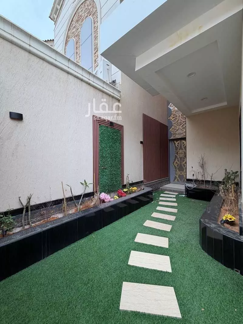 5 bedroom villa in Al Murooj 2