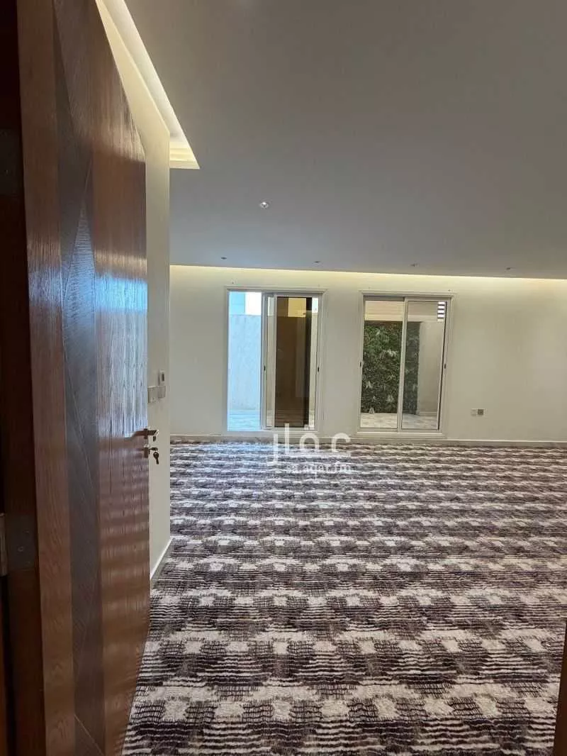 5 bedroom villa in Al Murooj 25