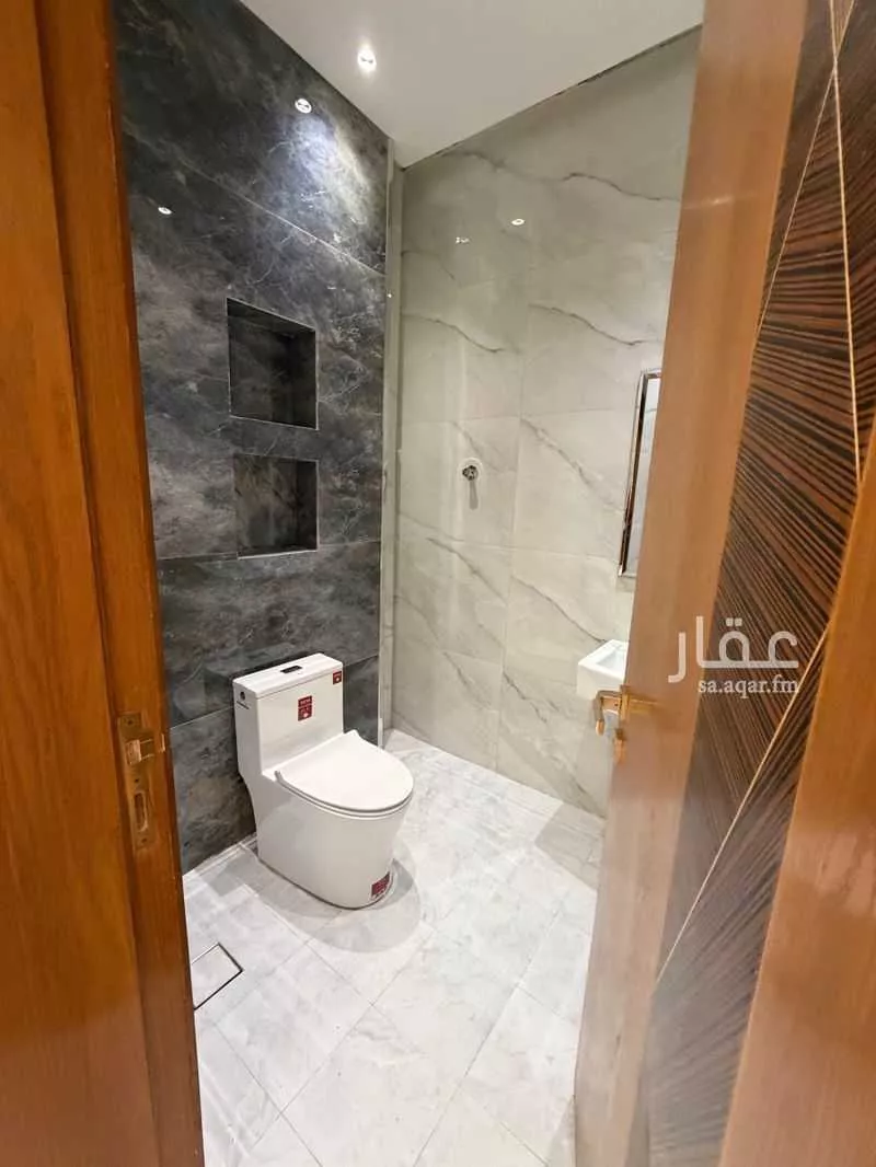 5 bedroom villa in Al Murooj 9