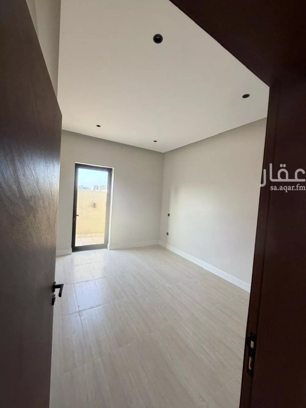 فيلا 5 غرف في العارض 23