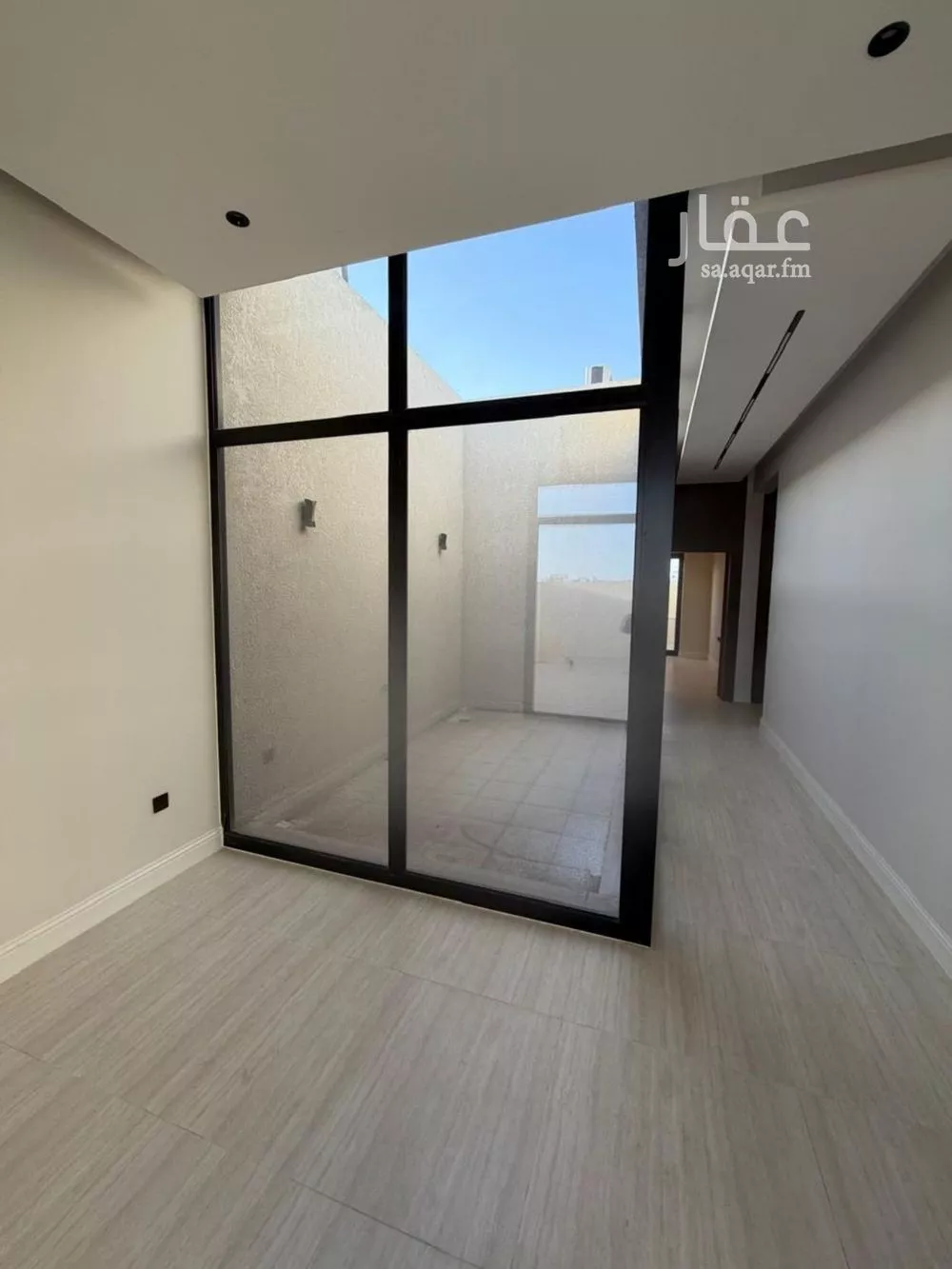 فيلا 5 غرف في العارض 4