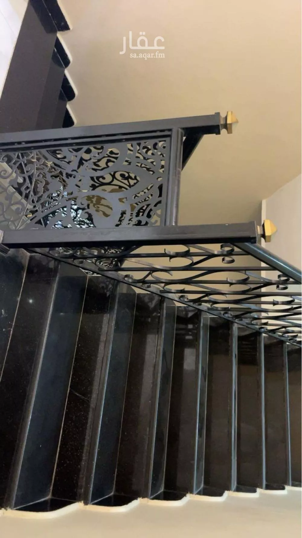 فيلا 4 غرف في الرمال 4