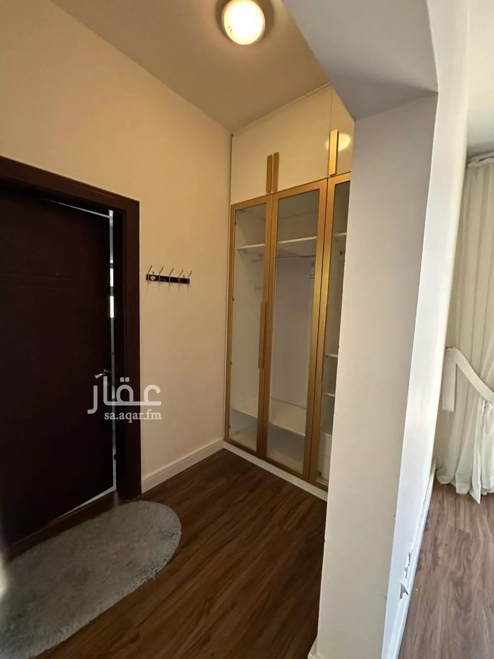 فيلا 6 غرف في العارض 3