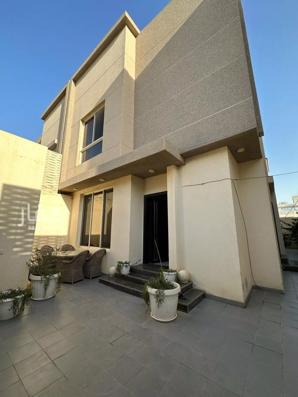 فيلا 6 غرف في العارض 9