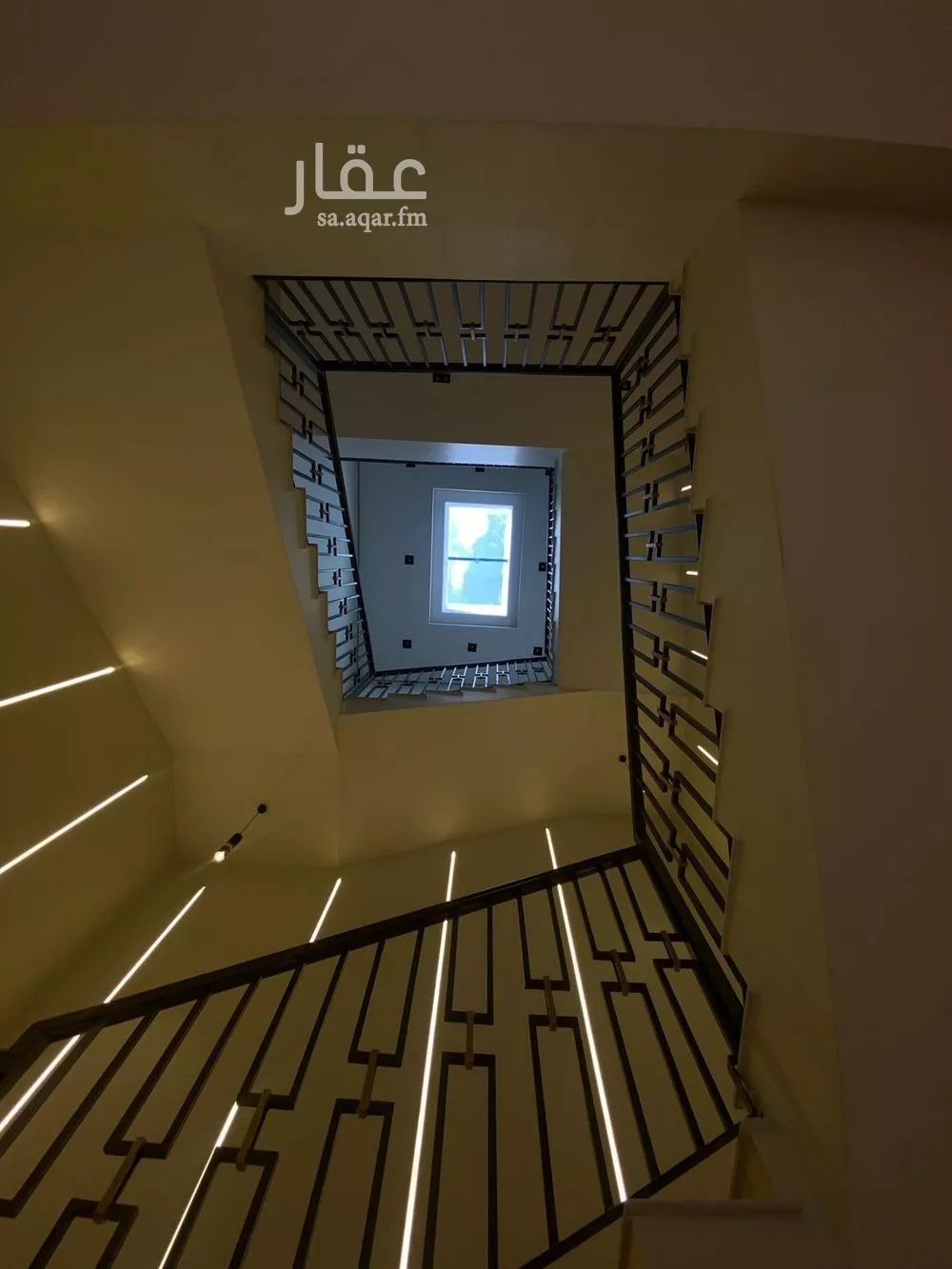 فيلا 9 غرف في النسيم الغربي 21