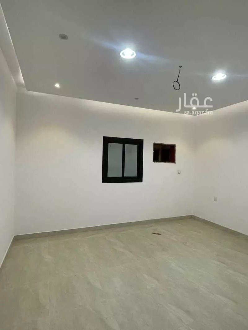 شقة 4 غرف في الفروسية 9