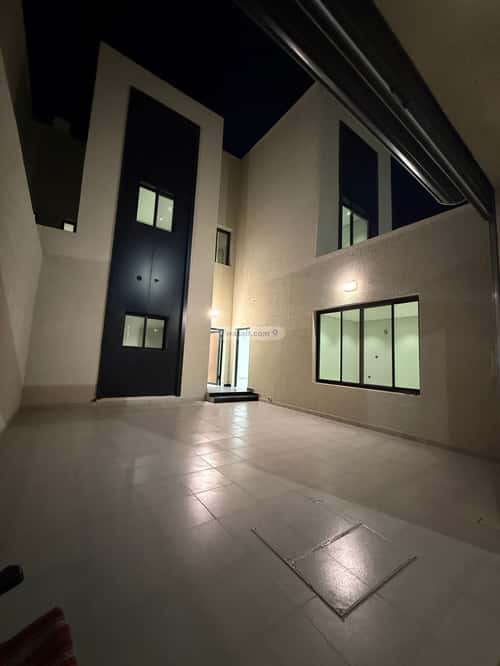 6 bedroom villa in Al Amwaj 5