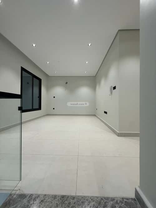 6 bedroom villa in Al Amwaj 9