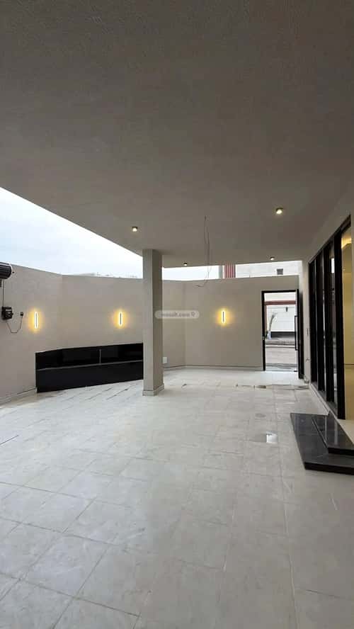 6 bedroom villa in As Sawari 12