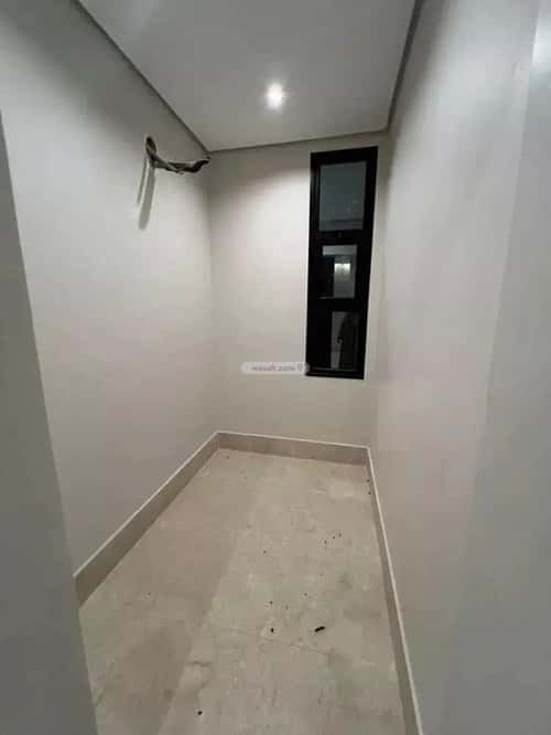 5 bedroom apartment in Al Hamra 5