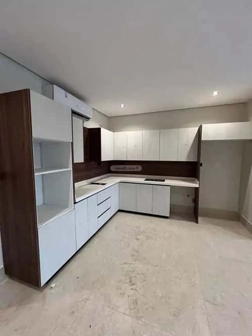5 bedroom apartment in Al Hamra 5