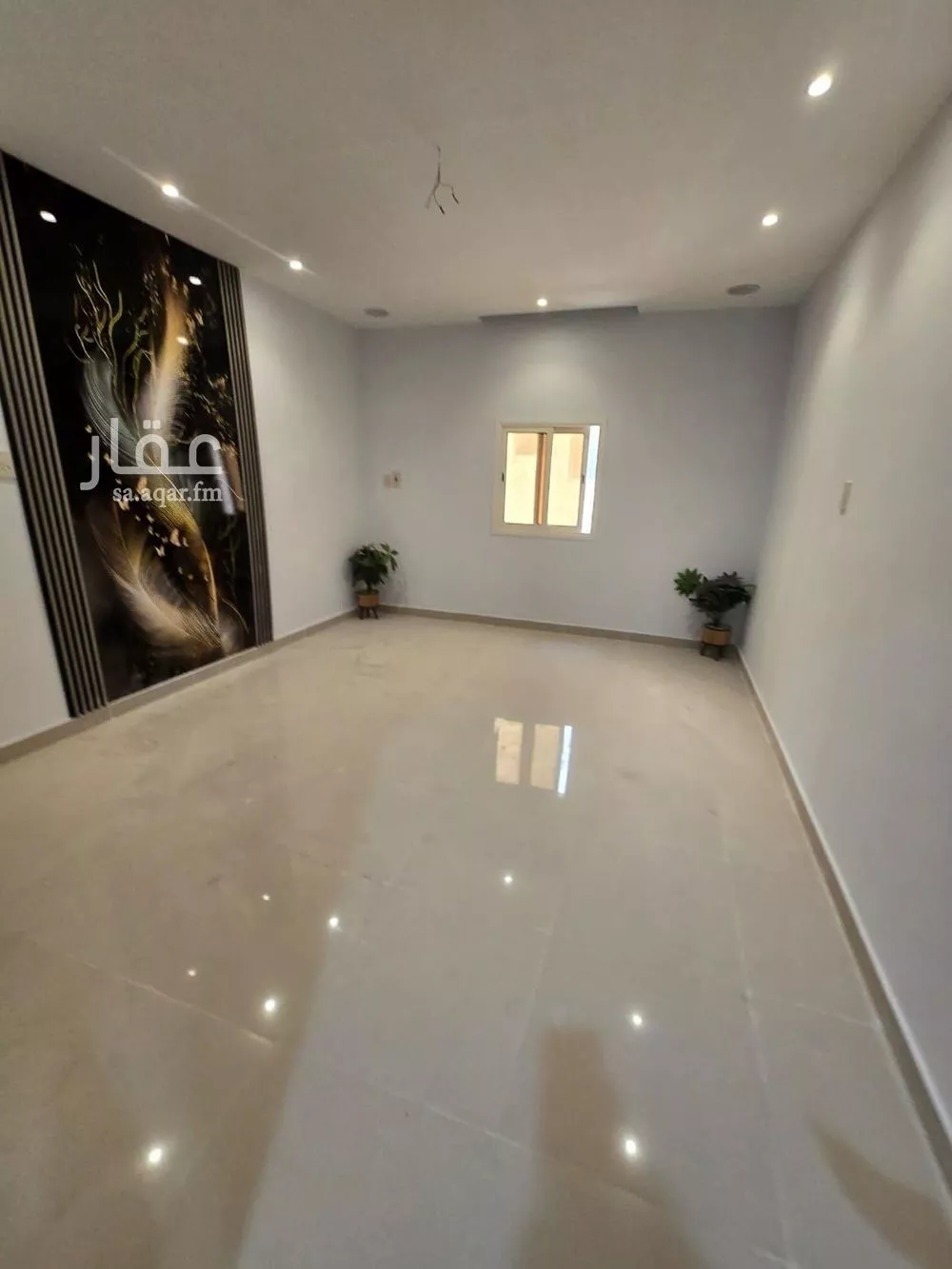 شقة 5 غرف في النور 22