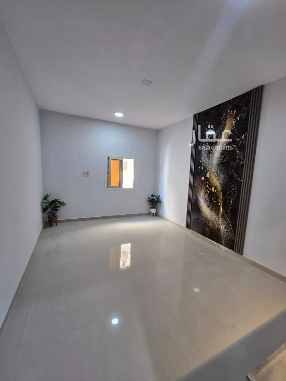 شقة 5 غرف في النور 4