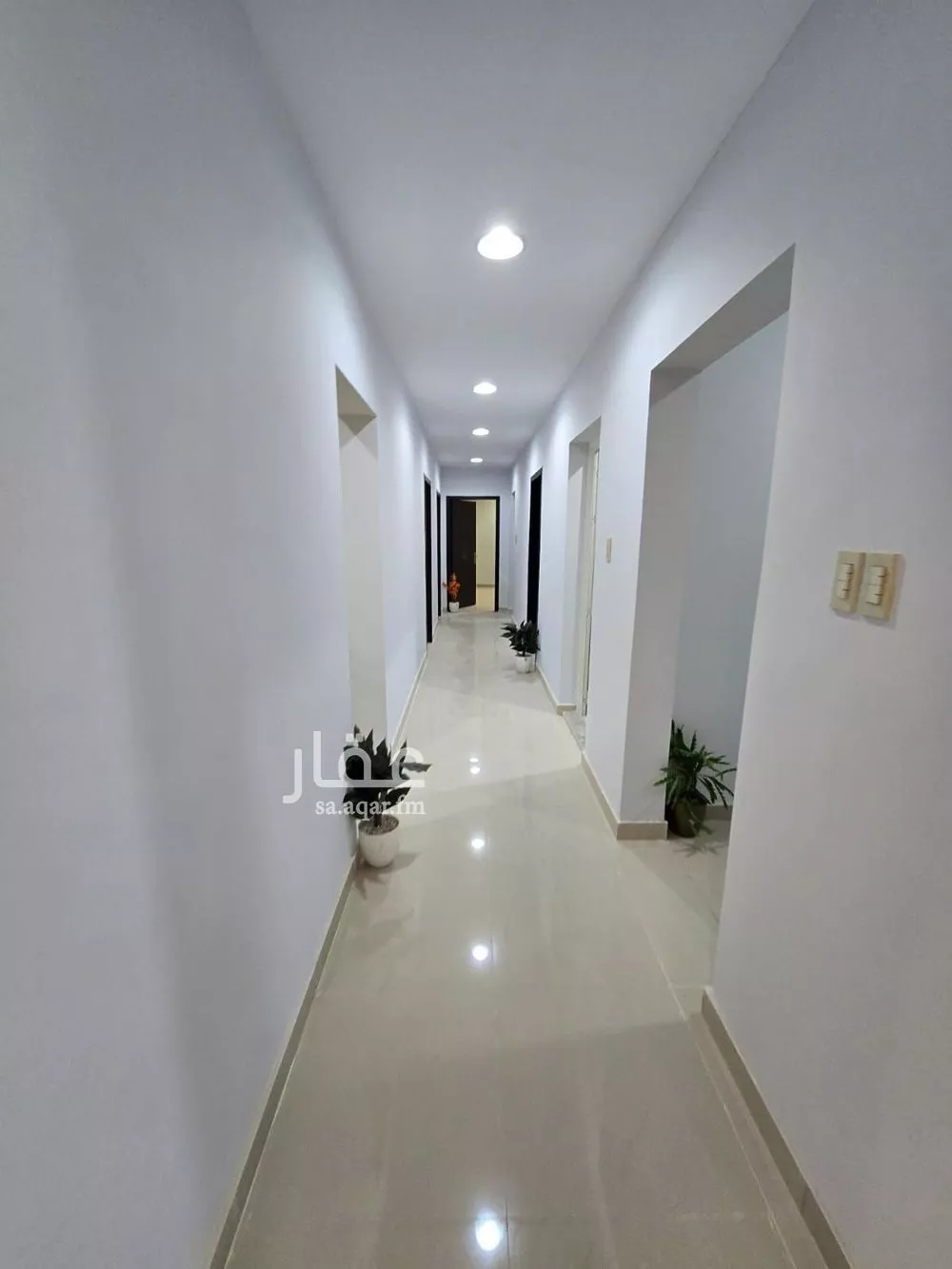 شقة 5 غرف في النور 10