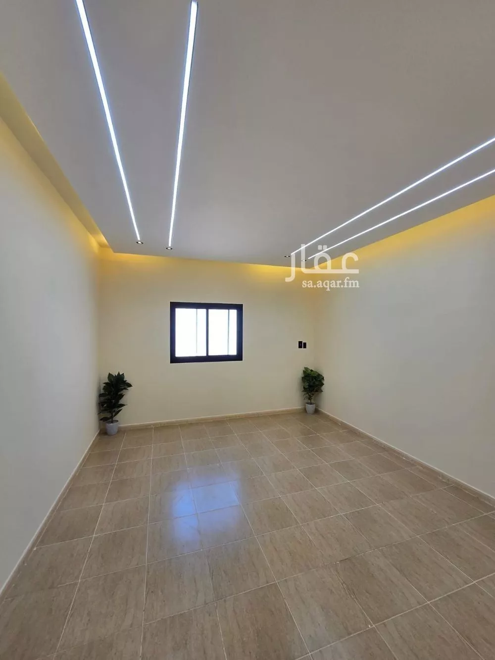 شقة 4 غرف في طيبة 20