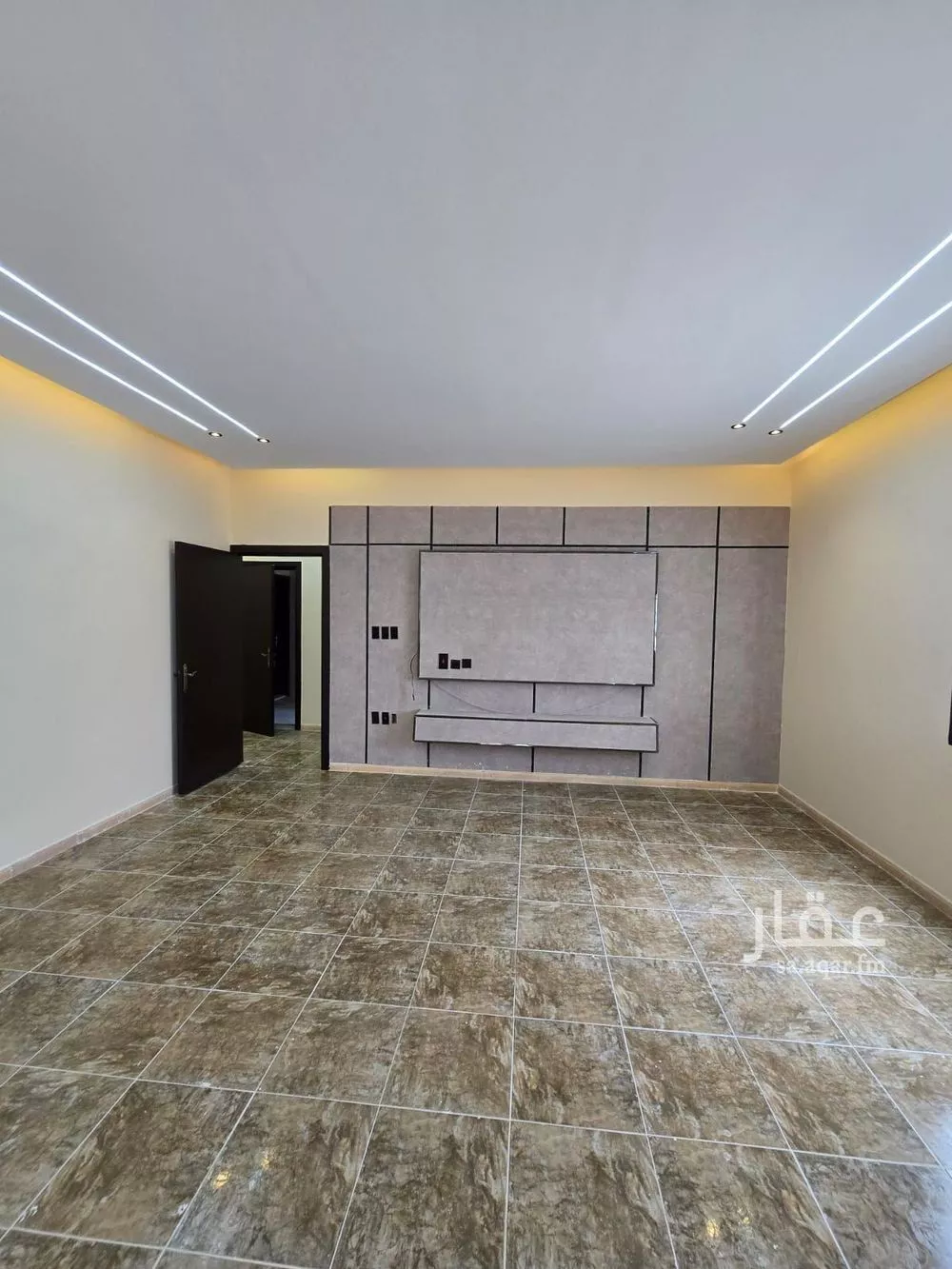 شقة 4 غرف في طيبة 3