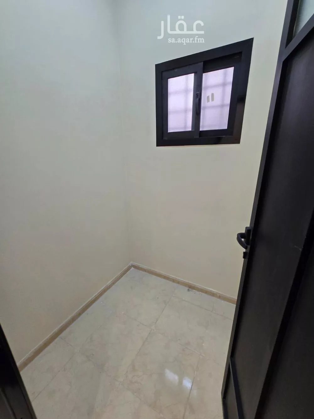 شقة 4 غرف في طيبة 22