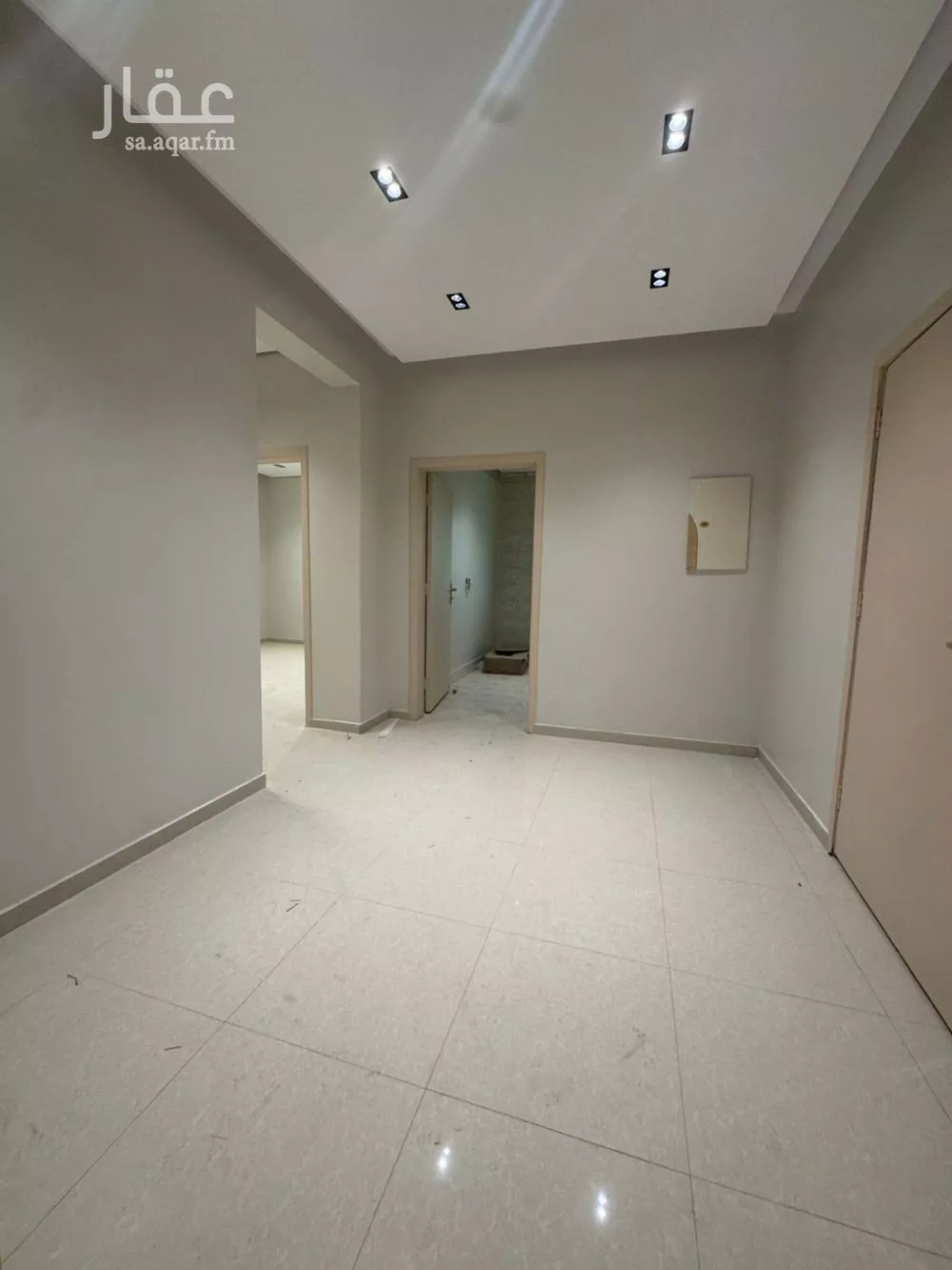 دور 3 غرف في العارض 8