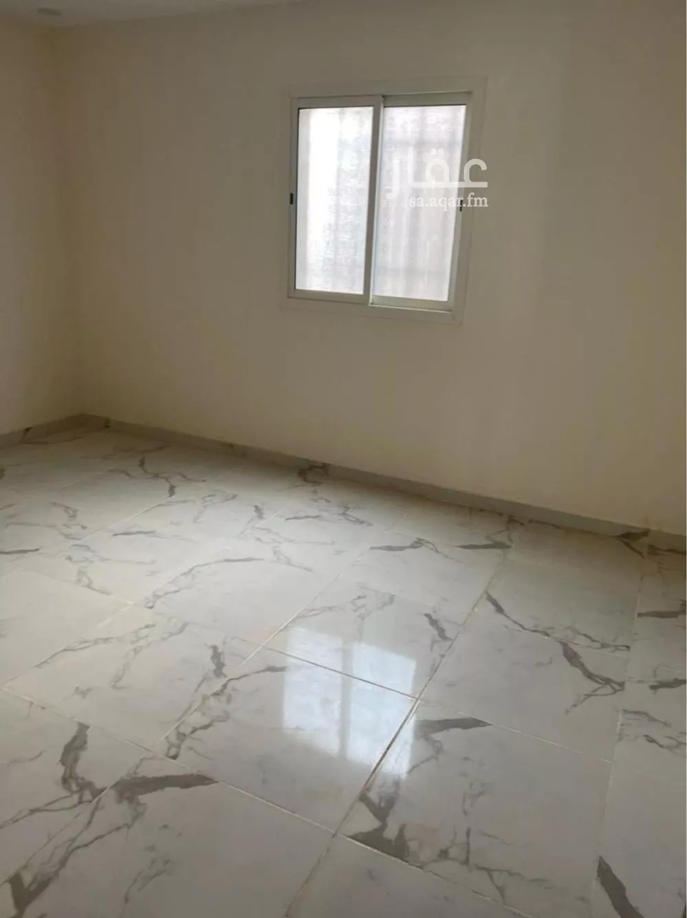 شقة 3 غرف في الرمال 9