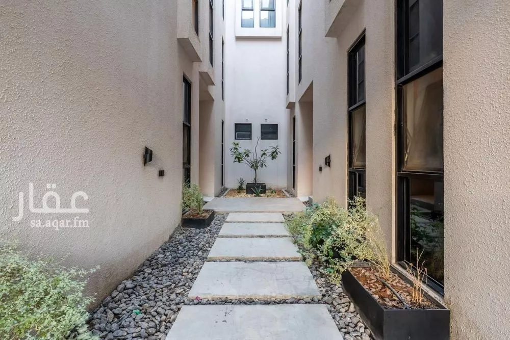 شقة 3 غرف في الريان 3