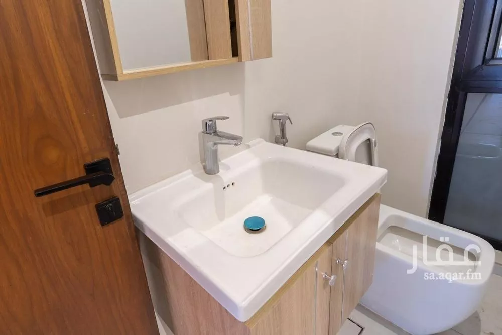 شقة 3 غرف في الريان 9