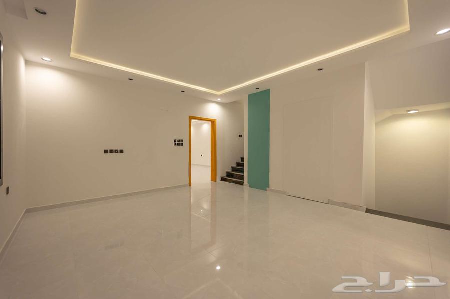 فيلا 6 غرف في الصفوة 33