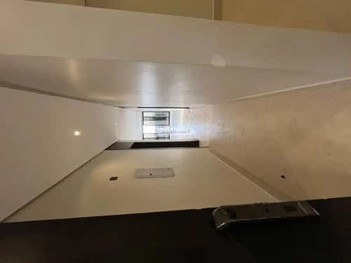 5 bedroom apartment in Al Hamra 3