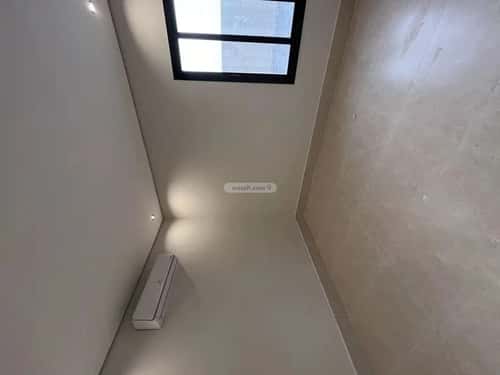 5 bedroom apartment in Al Hamra 4