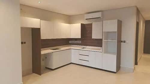 5 bedroom apartment in Al Hamra 9