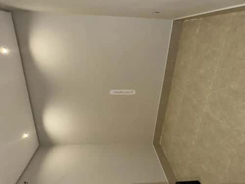 5 bedroom apartment in Al Hamra 4