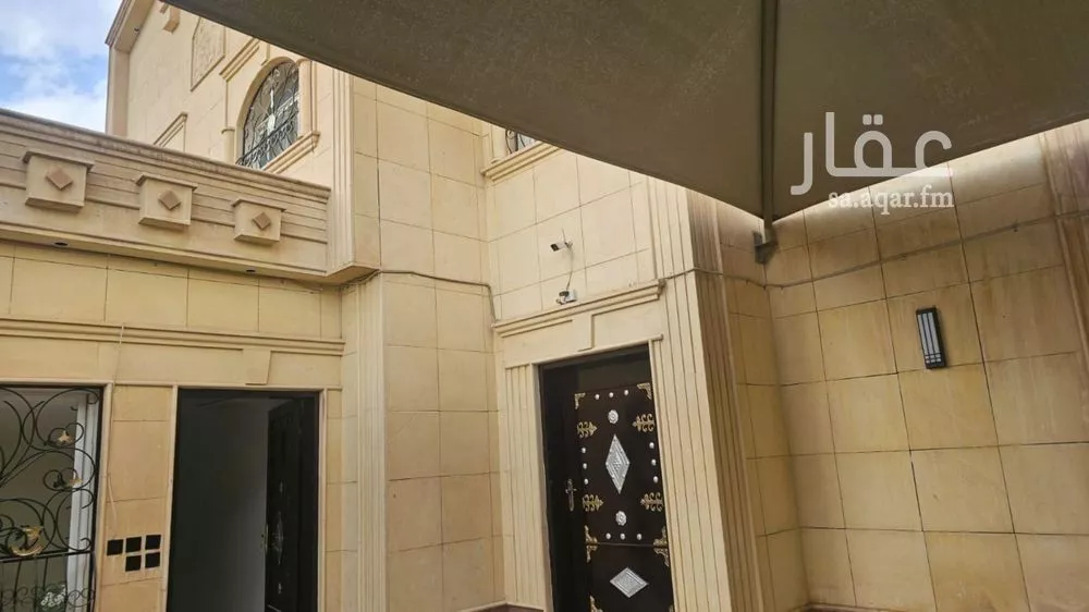 5 bedroom apartment in Granada 6