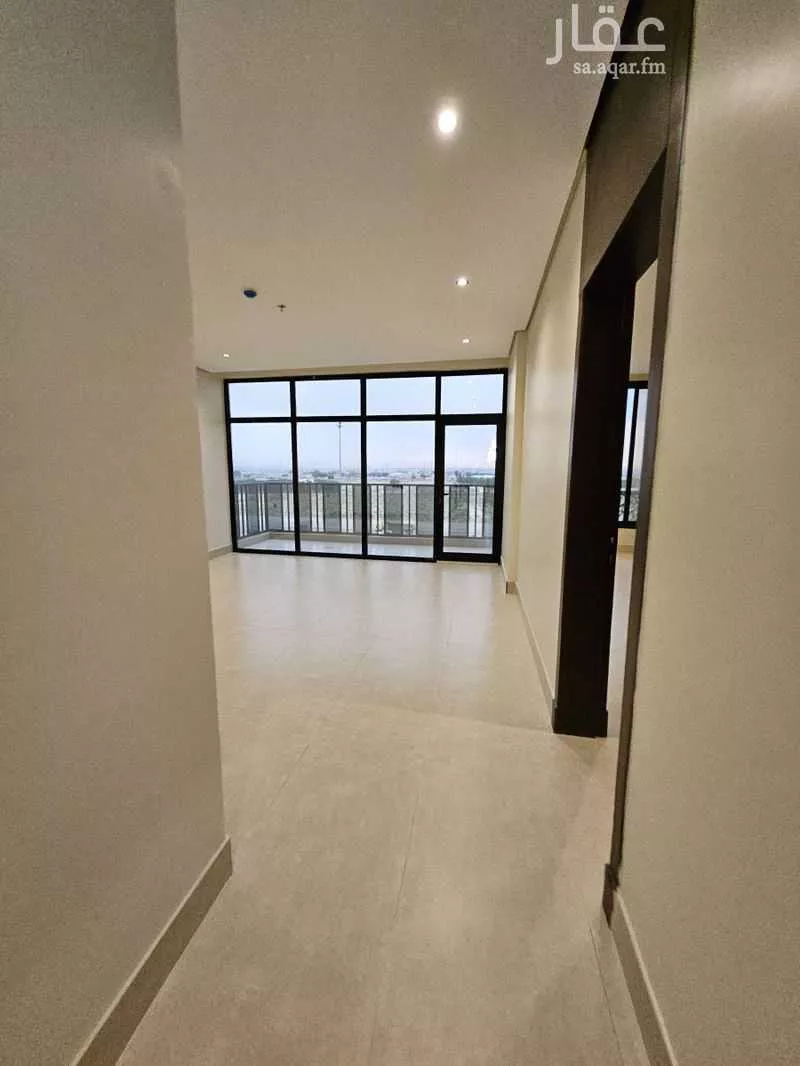 5 bedroom apartment in Taibah 4