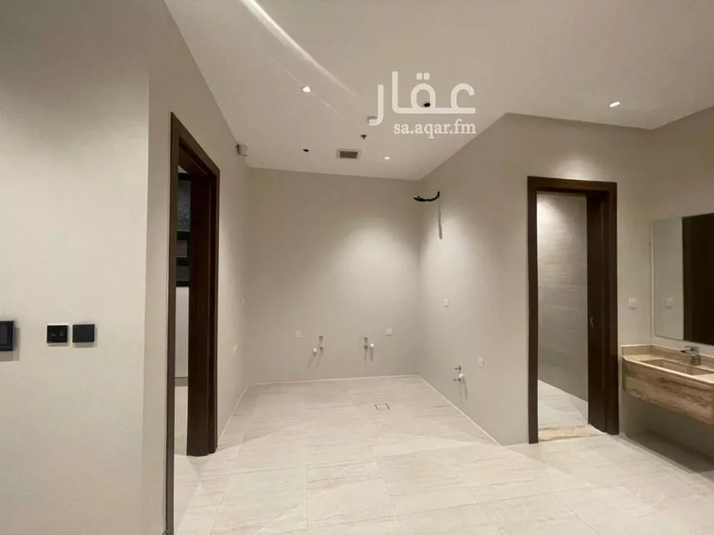 شقة 3 غرف في الرمال 5