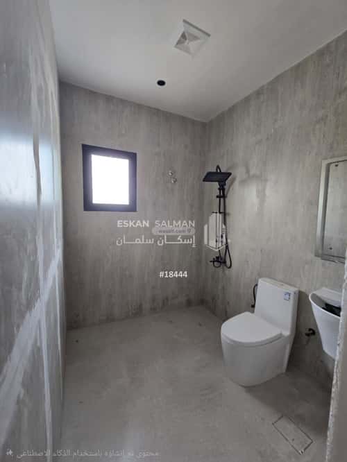 8 bedroom villa in Al Amwaj 5