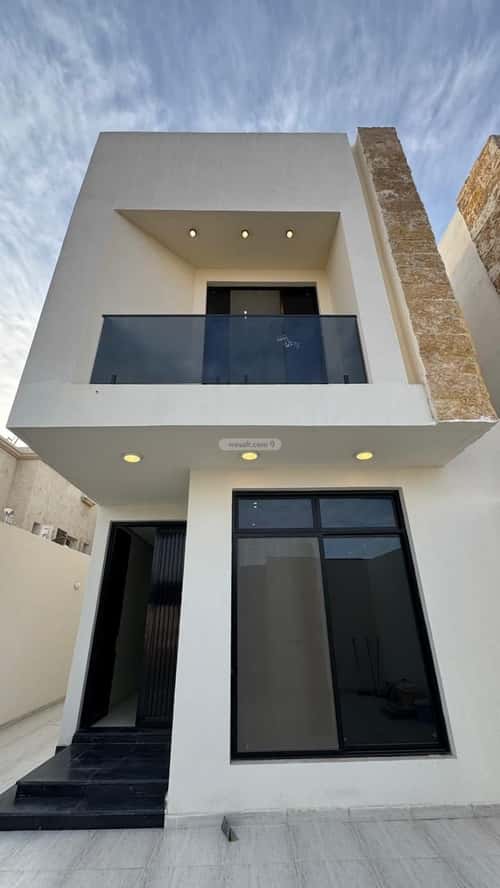 5 bedroom villa in At Tahliyah 5