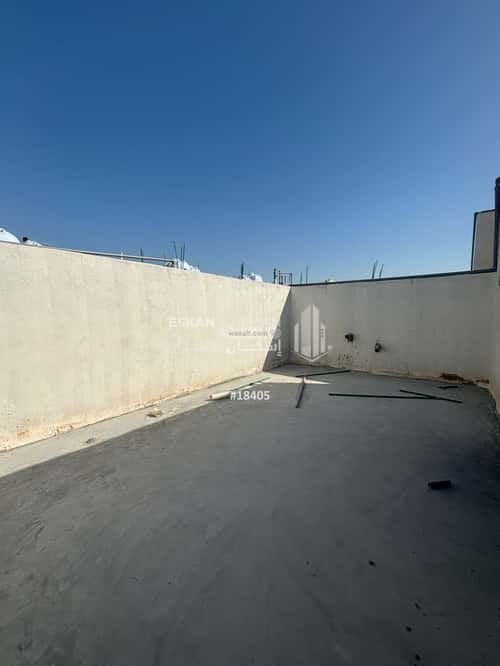 7 bedroom villa in As Sawari 4
