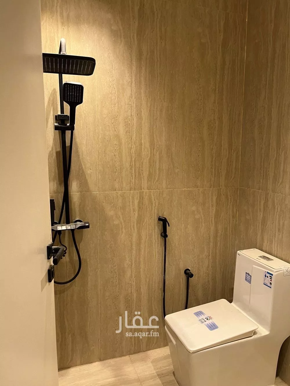 شقة 5 غرف في عكاظ 14