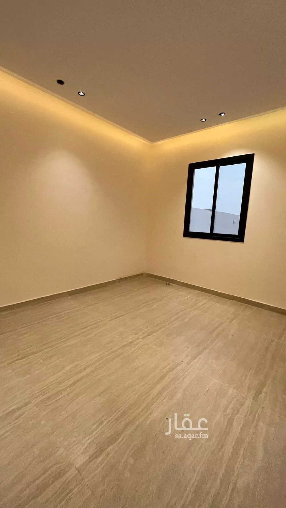 شقة 5 غرف في عكاظ 18