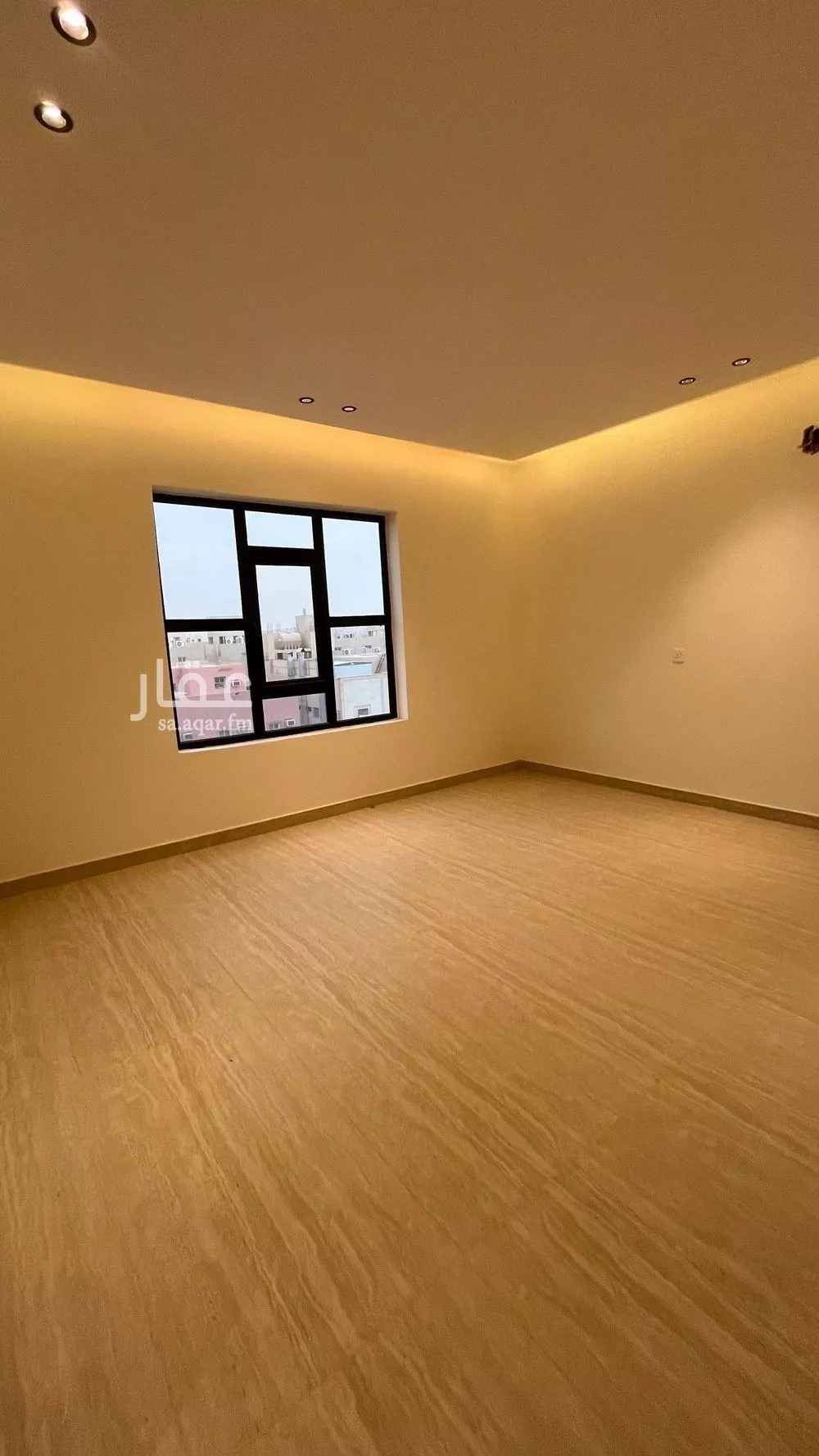 شقة 5 غرف في عكاظ 3