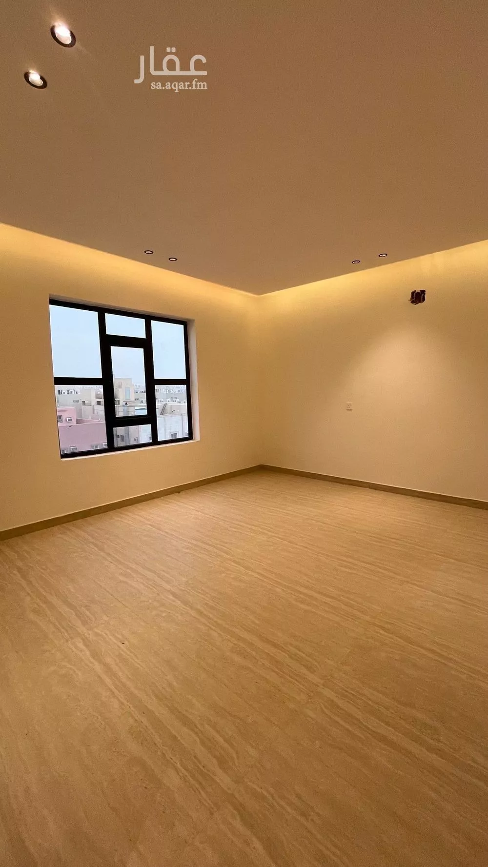 شقة 5 غرف في عكاظ 9