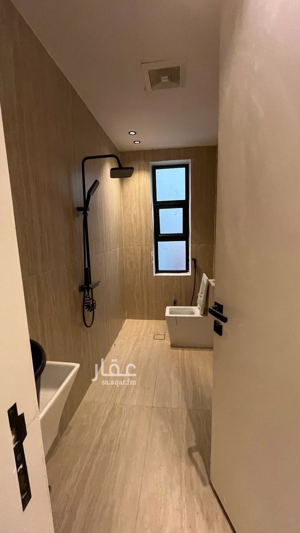 شقة 4 غرف في عكاظ 7