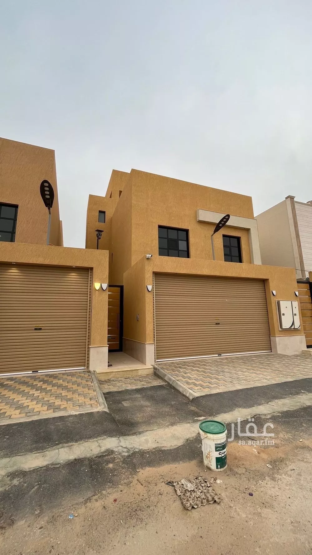 شقة 5 غرف في عكاظ 2