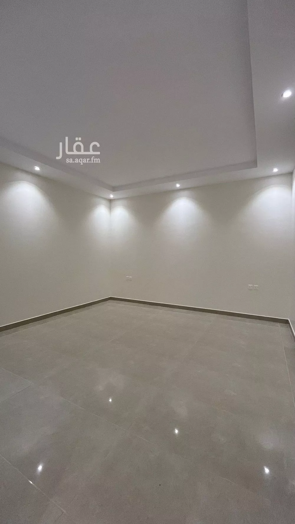 شقة 5 غرف في عكاظ 18