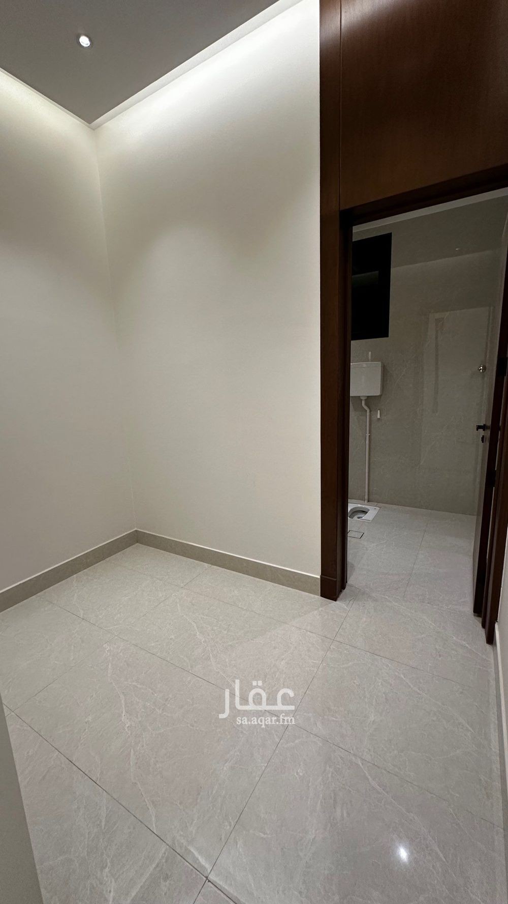 5 bedroom villa in Dhahrat Laban, Riyadh 19