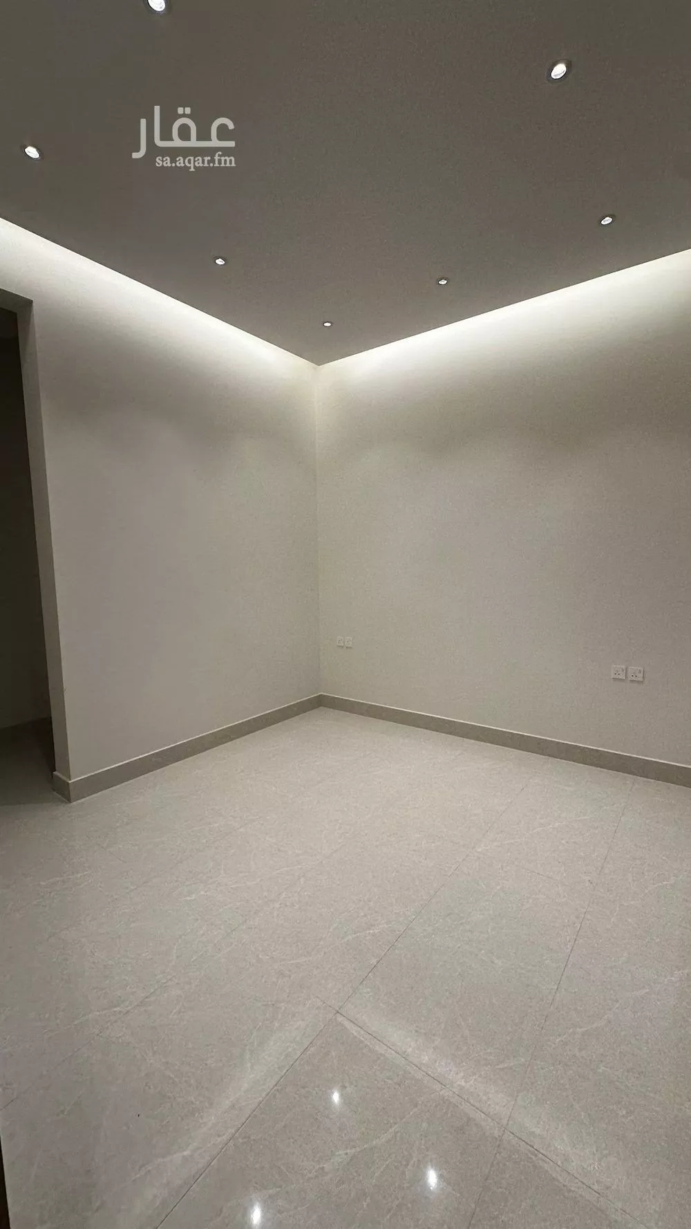 فيلا 5 غرف في ظهرة لبن 25