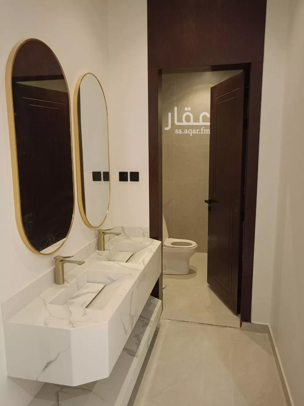 فيلا 4 غرف في الجنادرية 15