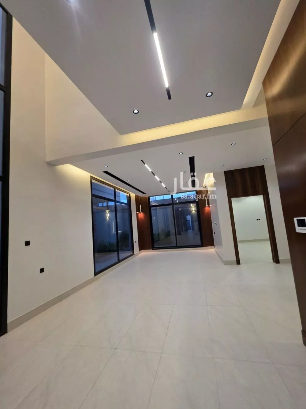 فيلا 5 غرف في النرجس 15