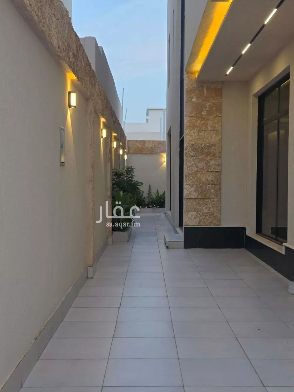 فيلا 5 غرف في النرجس 5