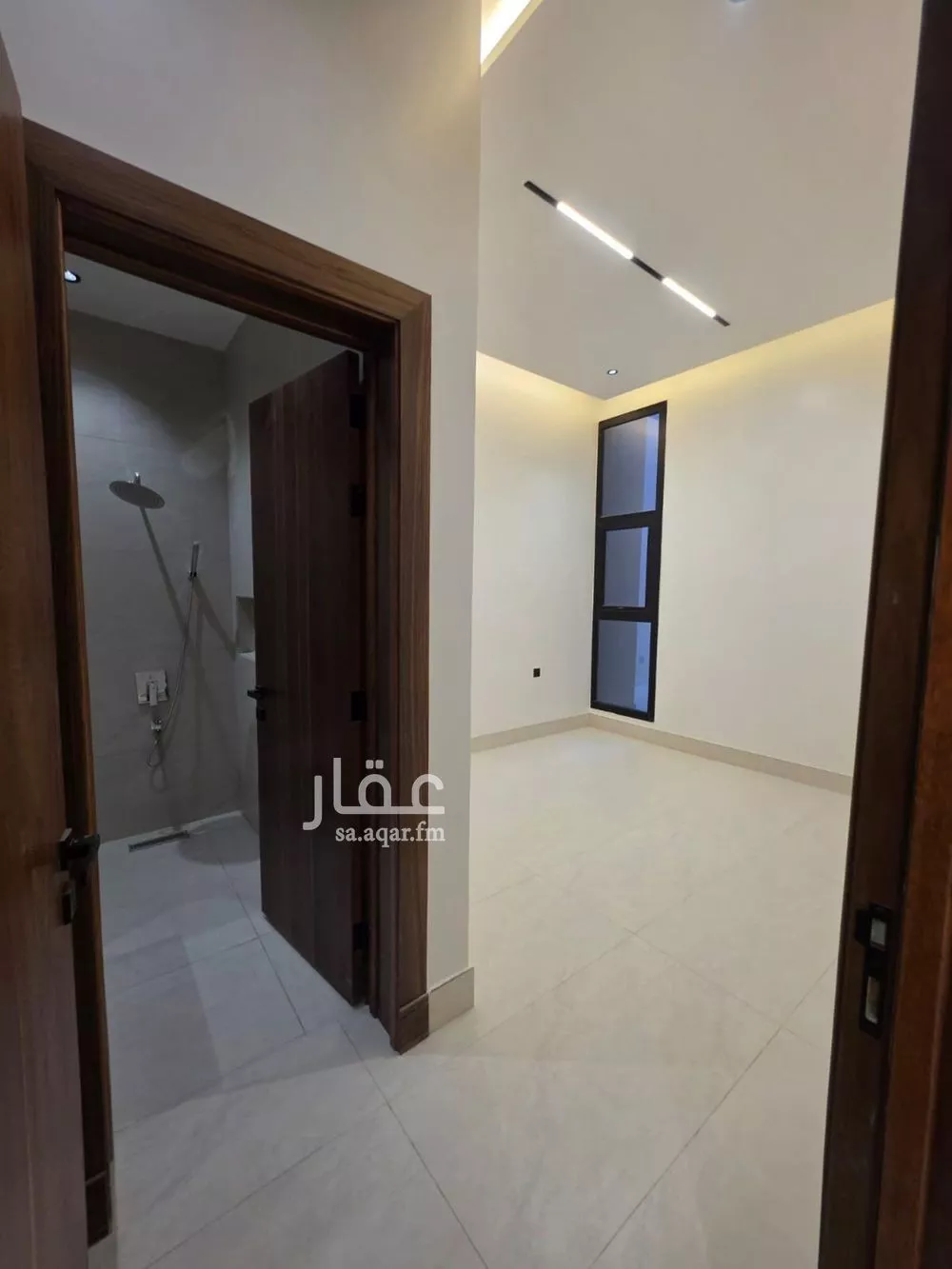 فيلا 5 غرف في النرجس 10